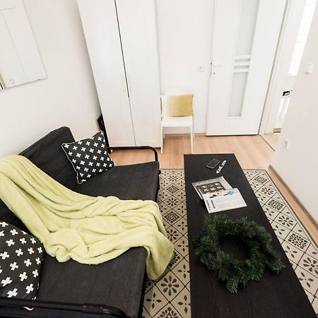 Cosy And Central Apartment With 4 Bedrooms And A/C Будапеща Екстериор снимка