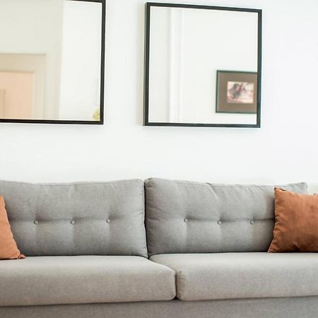 Cosy And Central Apartment With 4 Bedrooms And A/C Будапеща Екстериор снимка