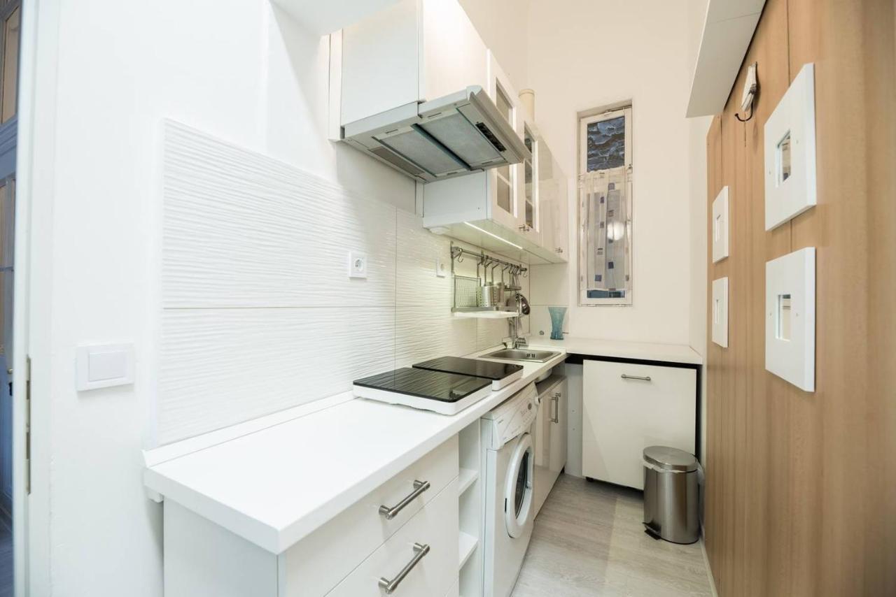 Cosy And Central Apartment With 4 Bedrooms And A/C Будапеща Екстериор снимка
